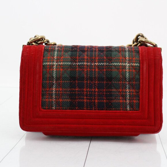 Chanel Matelasse Velour Boy Chanel Shoulder Bag - Picture 2 of 8